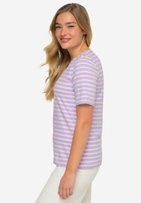LAURASØN CLASSIC FIT - Triko s potiskem - soft lavender
