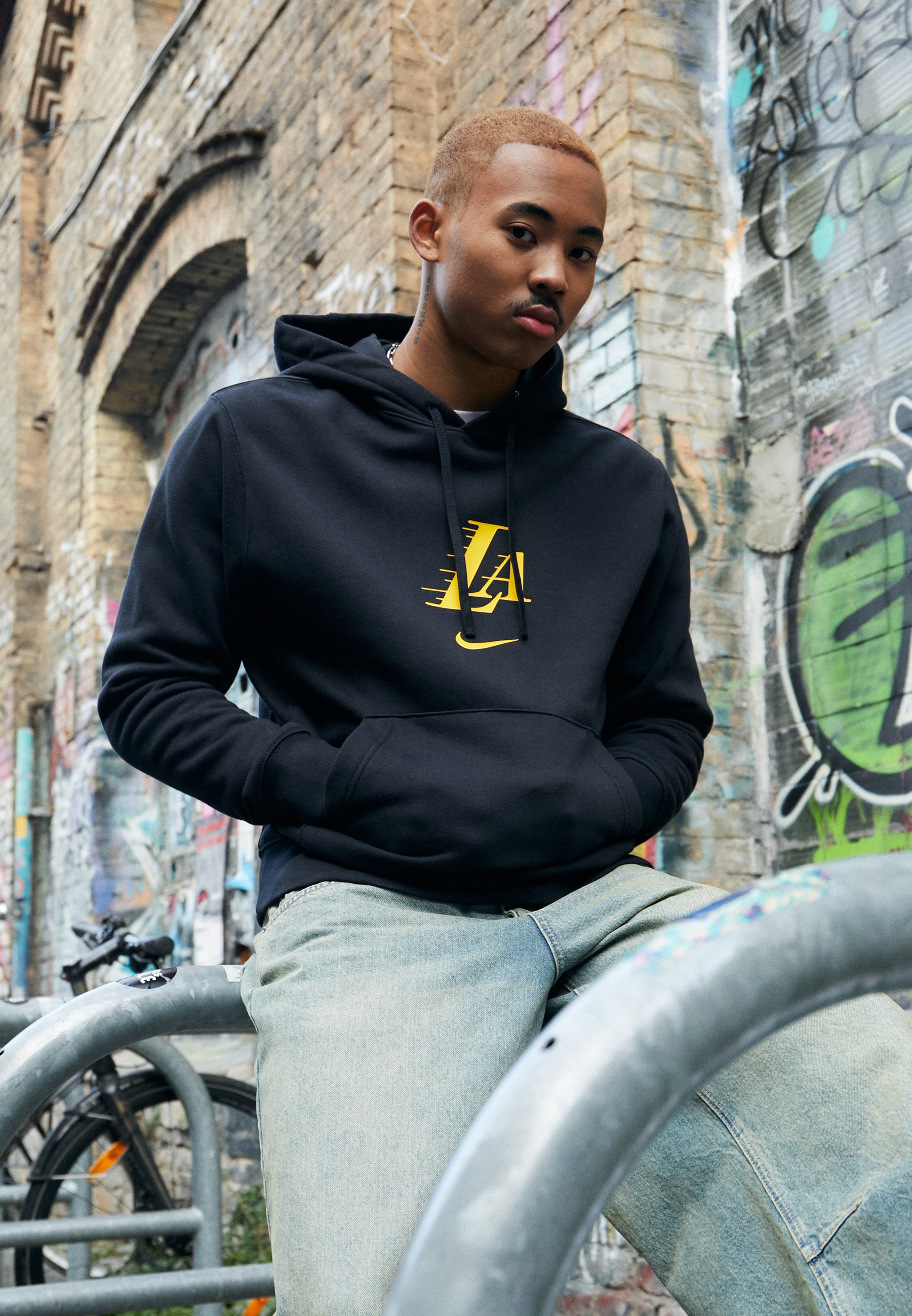 Los Angeles Lakers Gildan Hoodie – 8 Oz, Pullover Style, Official Team Gear