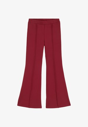 Borvörös női bővülő nadrág magas derékkal és varrott első varratokkal, sima anyagból készült.