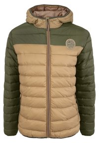 Padded jakna s dizajnom u blokovima zelene i bež boje, s quilted teksturom, kapuljačom i zatvaranjem na rajsferšlus. Uključuje bočne džepove i detalj s logotipom.