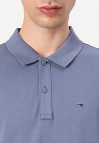Tommy Jeans PLACKET  - Polo - blue moment