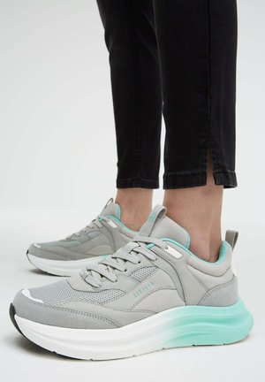Sneaker low - gray
