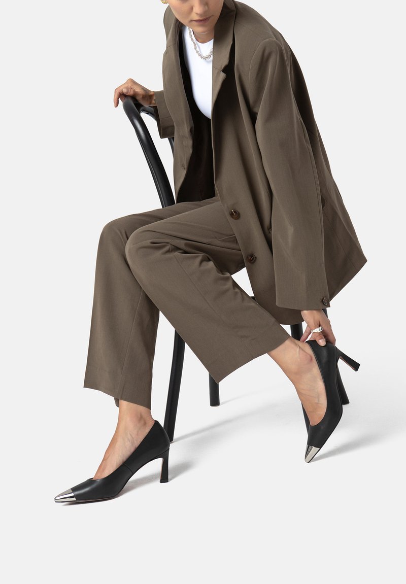 L37 THE WAY YOU LOOK TONIGHT - Klasické lodičky - black