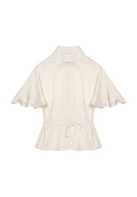 Crème-kleurige blouse van satijn, met een knoopsluiting aan de voorkant, korte gerimpelde mouwen, een peplum taille en een strikdetail aan de zoom.