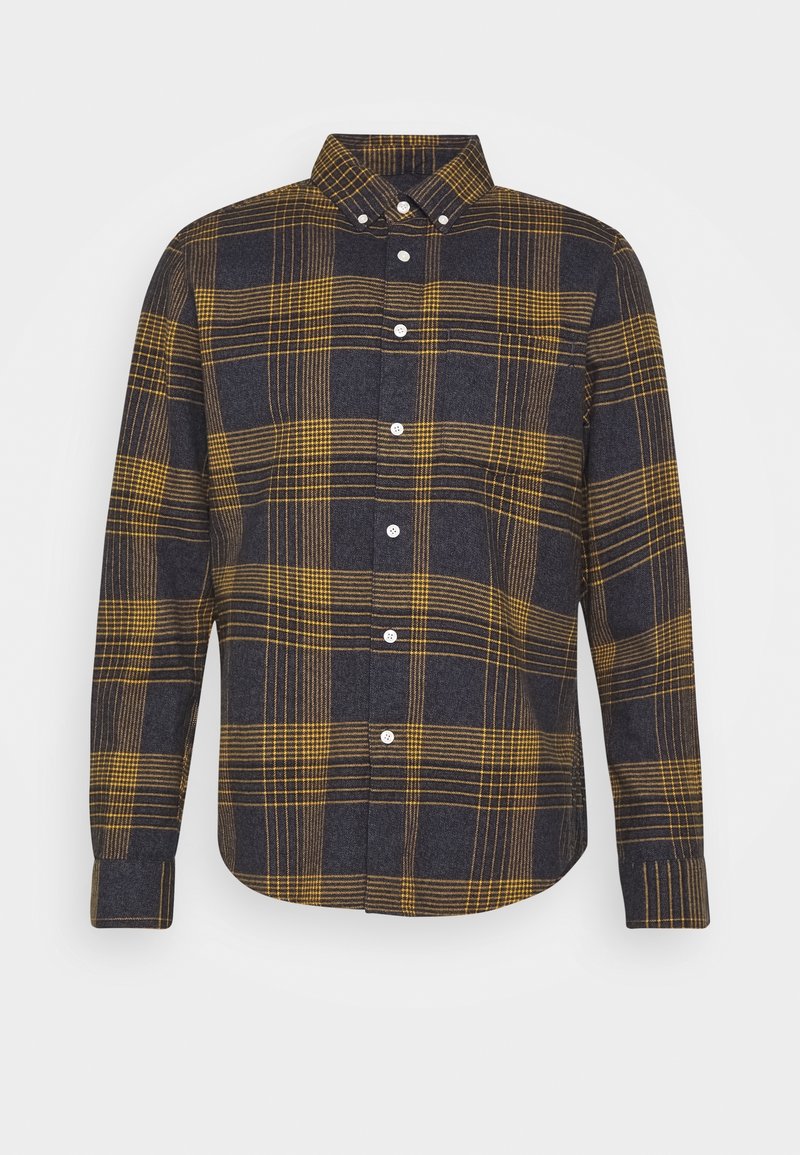 Chemise pour homme à manches longues avec motif à carreaux noir, jaune et marron, et col boutonné.