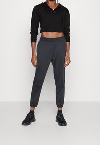 Even&Odd active Jersey con capucha - black