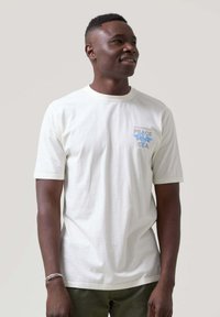 ALTONADOCK PEACE - Camiseta estampada - arena