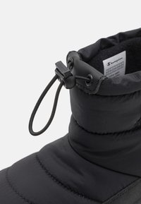 Champion MONTANA UNISEX czarny