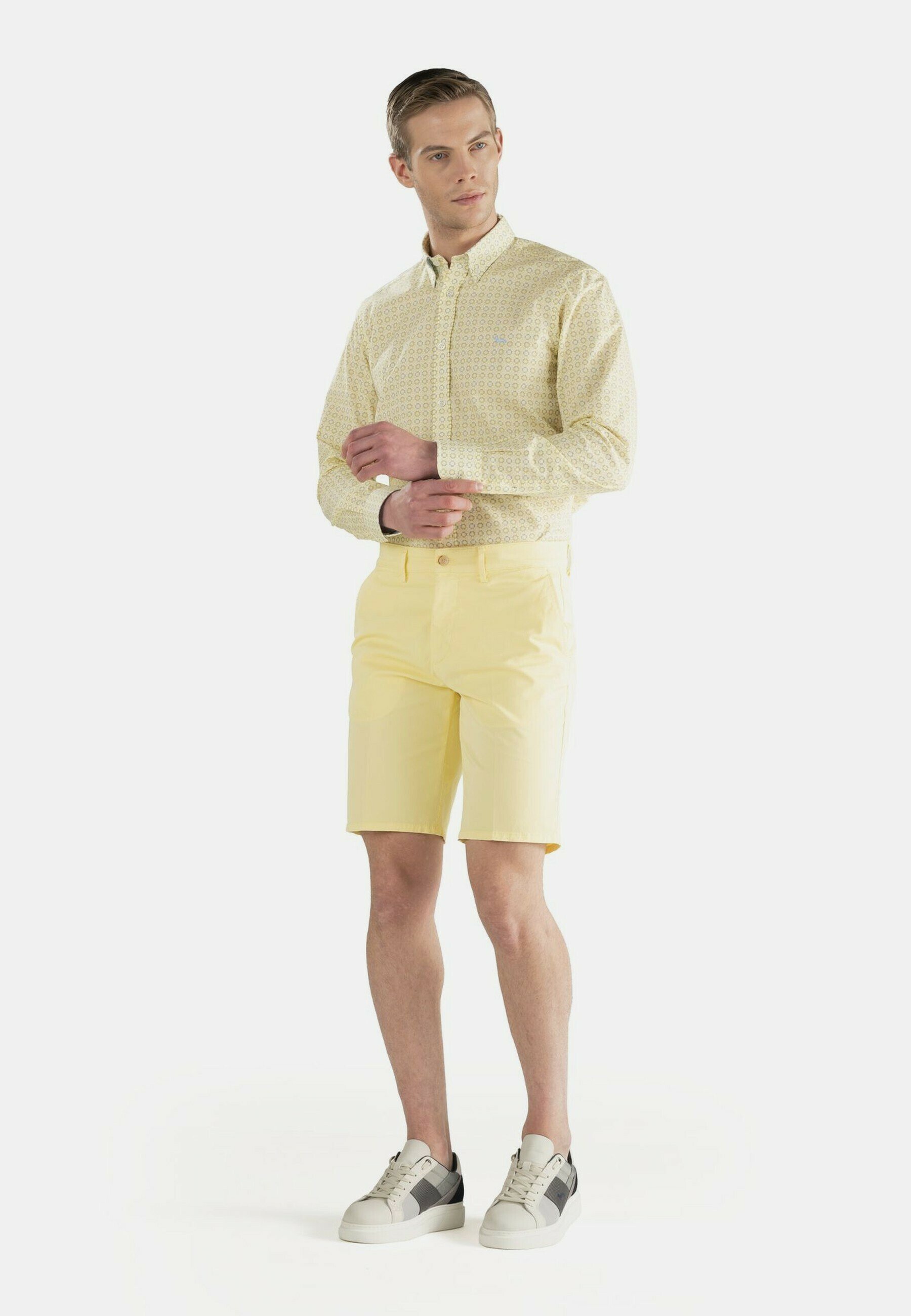 Harmont \u0026 Blaine BERMUDA BASICO - Shorts - giallo - Zalando.it
