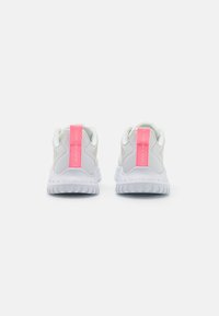 Calvin Klein Jeans EVA RUNNER LACEUP - Sneakers basse - bright white/creamy white/cotton candy