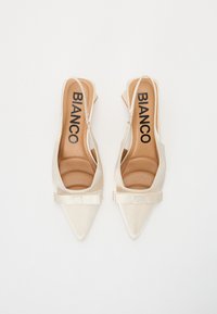 Bianco MARALYN BOW - Klassiske pumps - off white