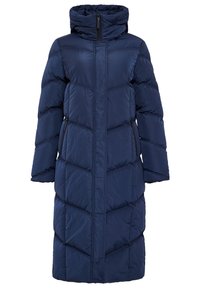 Navyblauw gewatteerd jack met een hoge kraag, geometrische stiksels en ritszakken aan de zijkant. Het heeft een lengte tot halverwege de kuit en een zachte textuur.