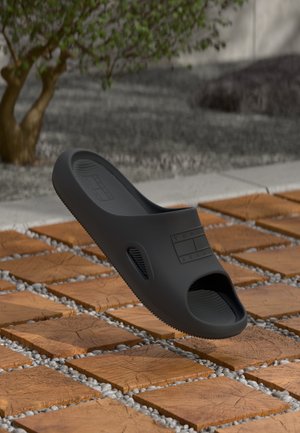 SPORTY POOL SLIDE - Mules - black