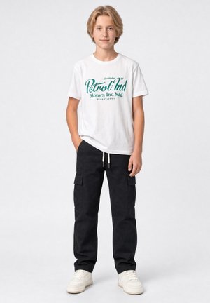 Petrol Industries, TWILL CARGO PANTS FORGELAKE - Pantalon cargo - deep black