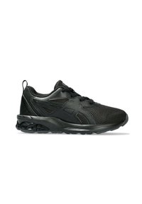 Chaussure de sport noire avec une tige en mesh, un col rembourré et des accents latéraux texturés. Semelle épaisse avec des éléments de rembourrage visibles.