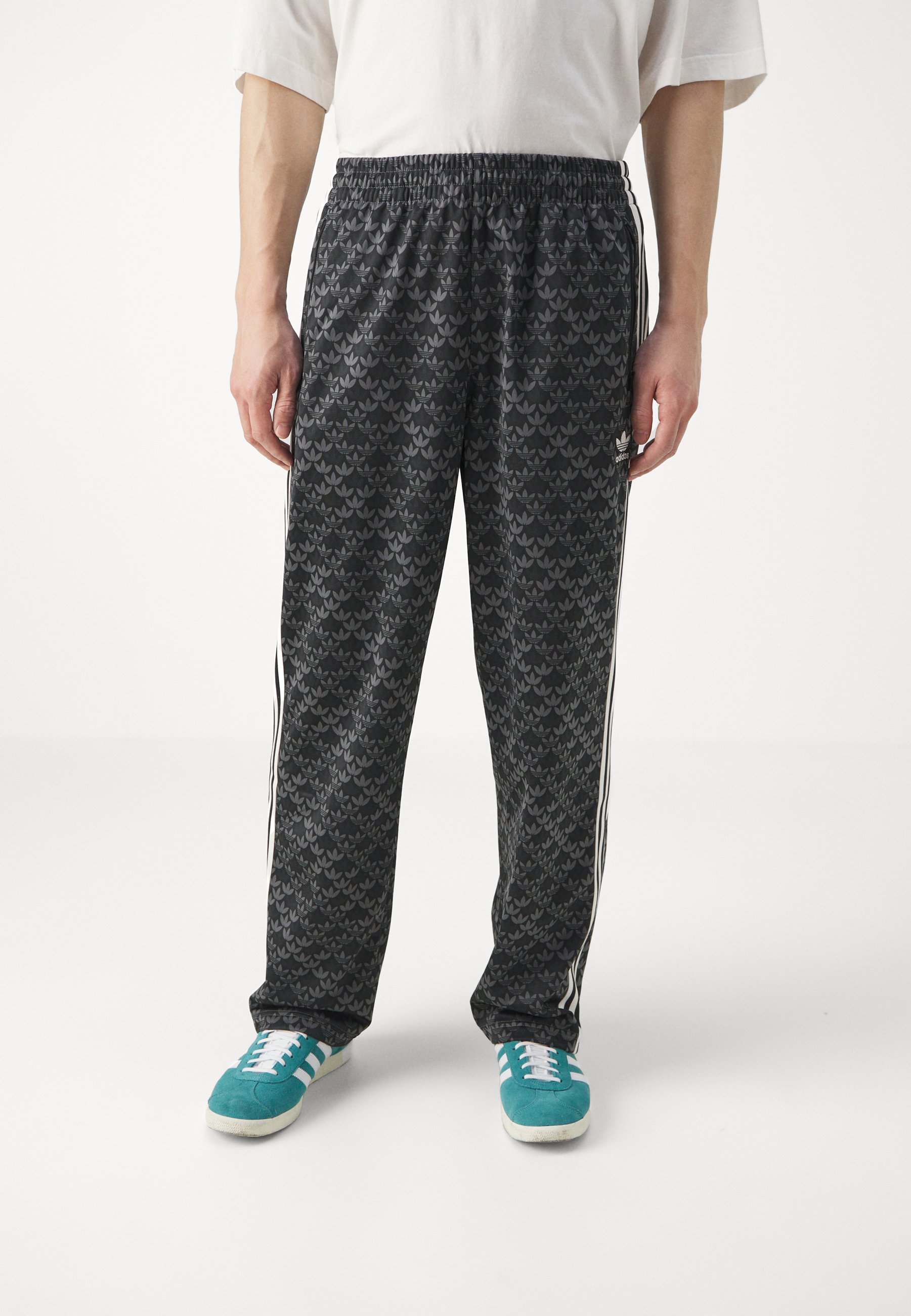 adidas Originals MONO - Tracksuit bottoms - black - Zalando