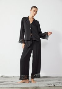 Anna Field SET - Nattplagg set - black