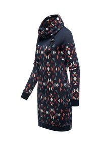 Abito blu navy a maniche lunghe con motivi geometrici multicolori e un colletto alto a cowl dotato di lacci, su uno sfondo bianco.