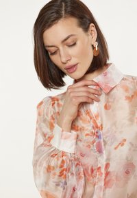 usha Camicetta - multicolor apricot