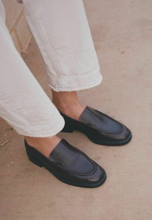 BALAGAN CAMILA - Scarpe senza lacci - mahogany