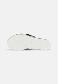 Mustang Mules - schwarz