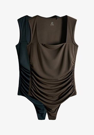 Kaks varrukateta kokkupõimitud bodysuiti ruudukujulise kaelusega, üks tumepruun ees ning üks must osaliselt taga näha.