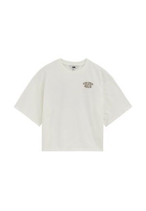 T-shirt blanc court à manches courtes avec des manches larges et le texte « GOLDEN HOUR » imprimé en petit motif léopard sur le haut à gauche de la poitrine.