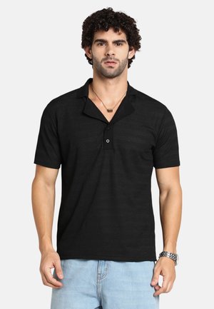 - Koszulka polo