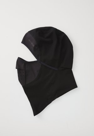 Svart balaklava med ventilerat perforerat munområde och "Mammut"-logotyp på sidan, designad för utomhusskydd.