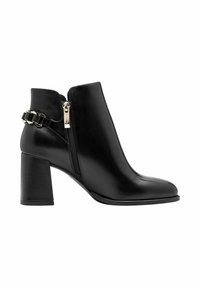 Tamaris Tronchetti - black