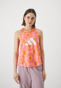 adidas Performance FARM TANK - Viršus - semi pink glow/semi solar orange