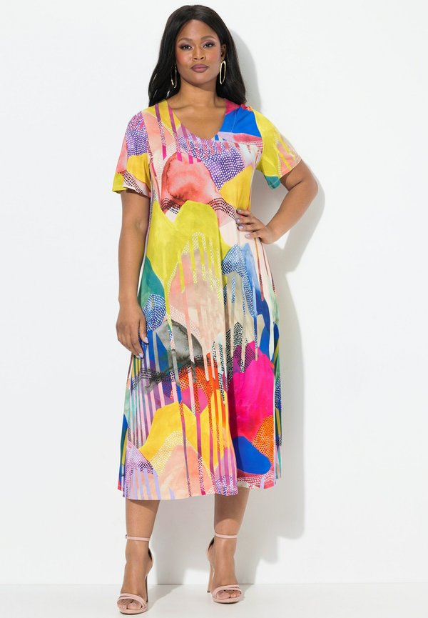 PRINT SHORT SLEEVE V-NECK - Freizeitkleid - magenta