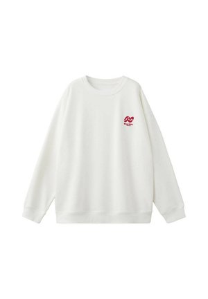 Sudadera blanca con cuello redondo, mangas largas y un pequeño gráfico rojo y texto en la zona izquierda del pecho.