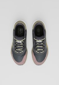 adidas Performance SUPERNOVA 3 GTX - Katujuoksukengät - core black/olive strata/wonder clay