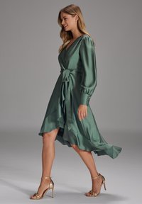 Swing SWING - Cocktailklänning - moss green