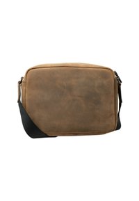 Borsa a tracolla in pelle marrone con forma rettangolare, tracolla nera e superficie liscia e texturizzata. Presenta un design minimalista senza decorazioni.