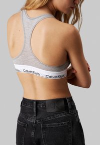 Calvin Klein Jeans BERMUDA  - Shorts di jeans - denim black