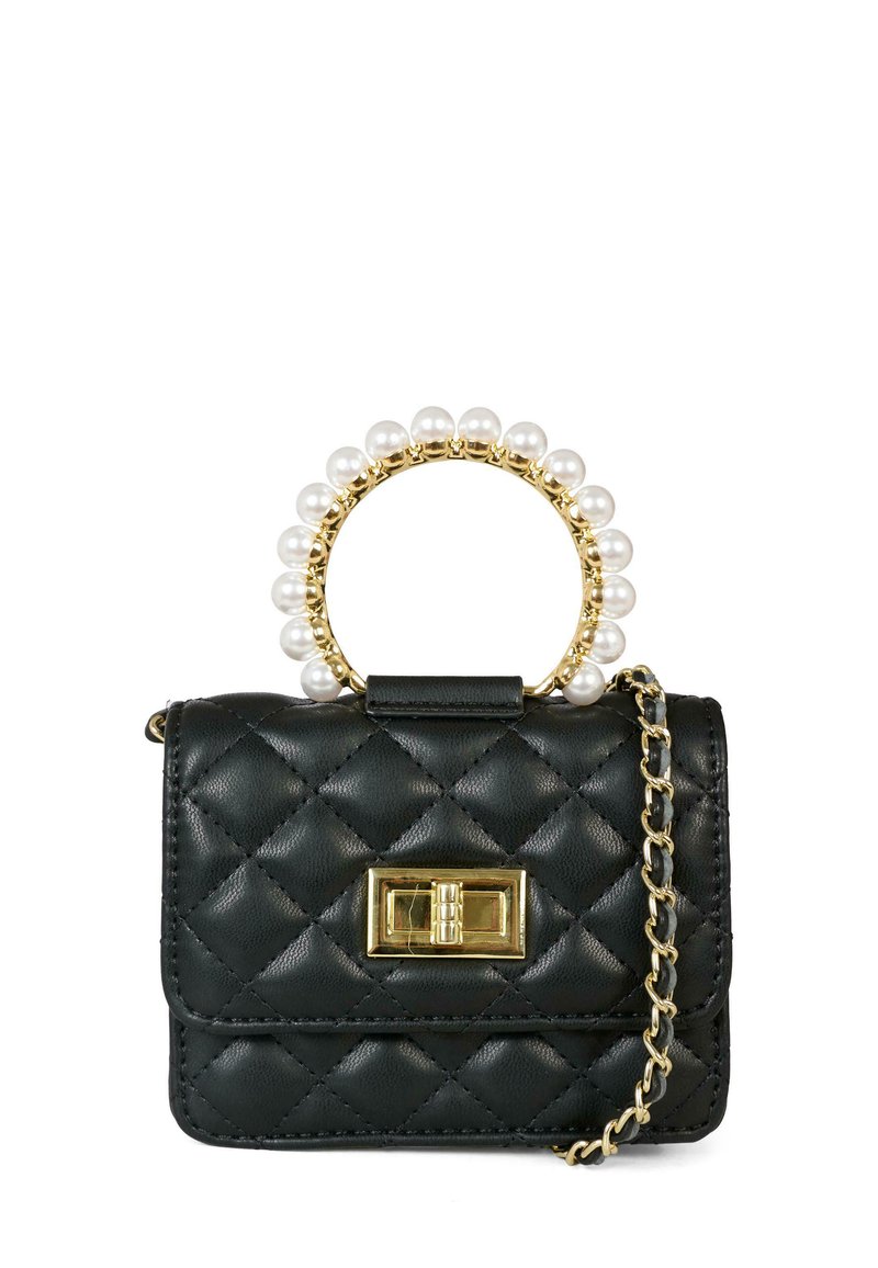 Borsa a tracolla nera trapuntata con chiusura a torsione dorata, tracolla dorata e manico rotondo in oro decorato con perle bianche.