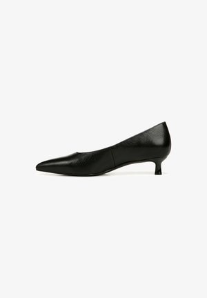 Chaussure à talon aiguille en cuir noir avec un bout pointu, texture lisse et design minimaliste. La hauteur du talon est d'environ 3,8 cm.
