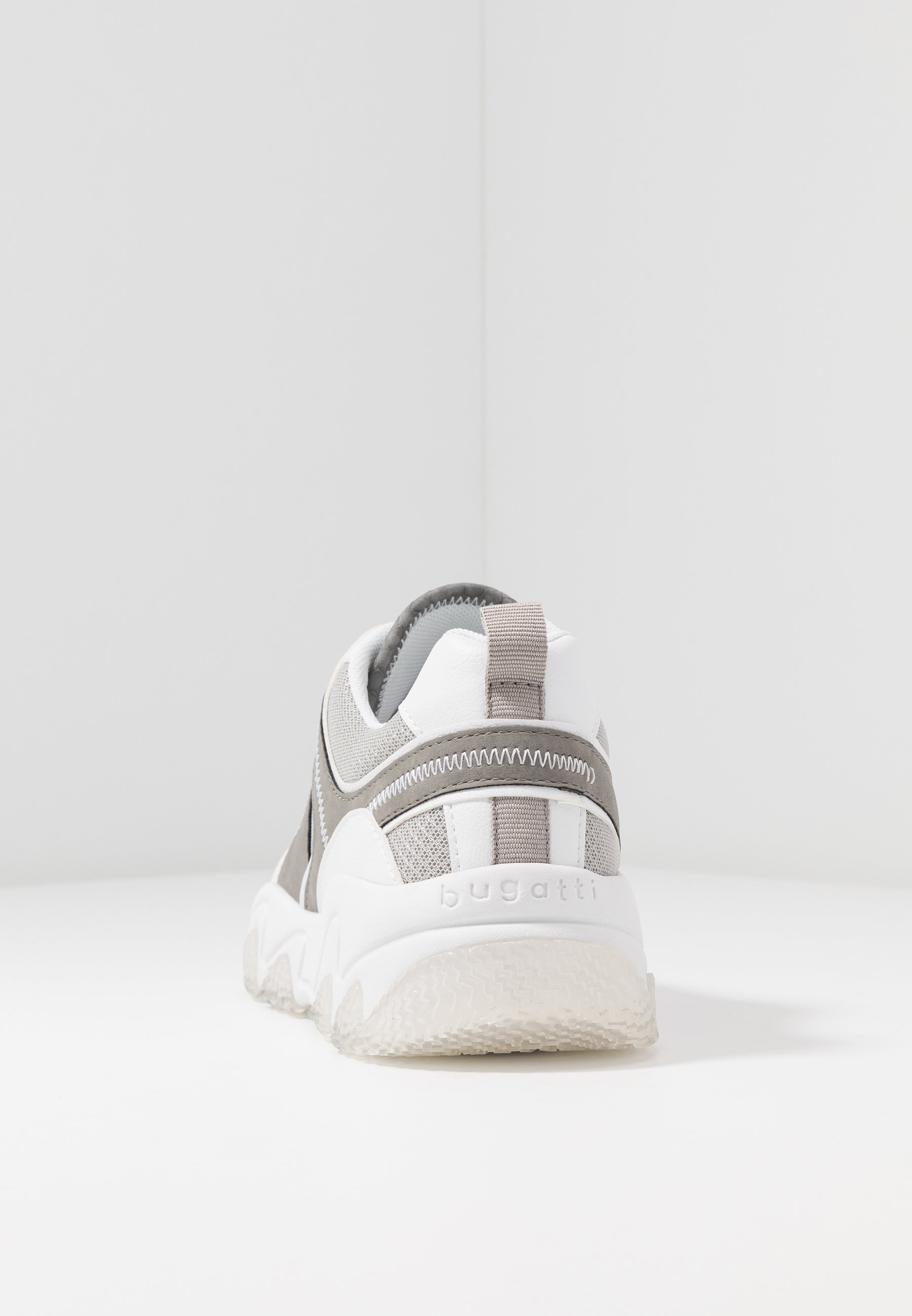 Bugatti CEYDA Joggesko whitegrey Zalando.no Bugatti CEYDA Joggesko beigewhite Zalando.no