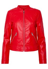 Veste en cuir rouge avec fermeture éclair à l'avant, col haut et deux poches latérales zippées. Présente des accents cousus sur les épaules et les manches.