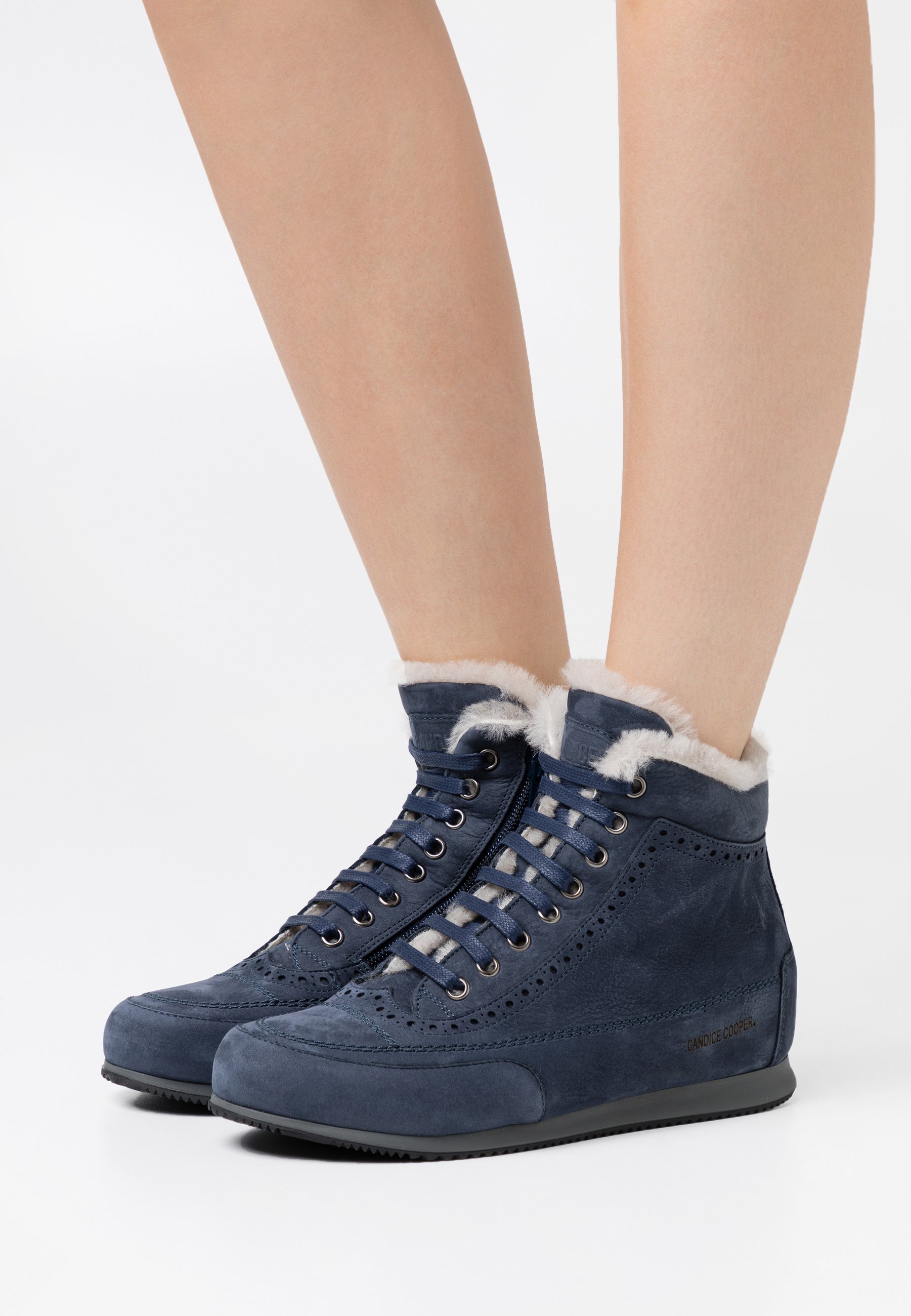 blauer sneaker high damen