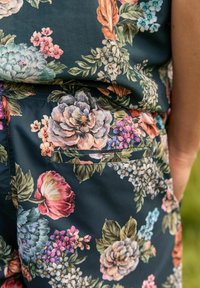 Next REGULAR FIT - Fürdőnadrág - navy floral