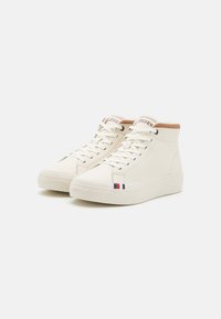 Tommy Hilfiger MODERN - Korkeavartiset tennarit - ivory