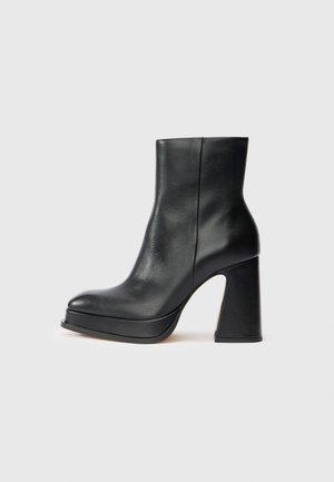 NOVA CHUECA - Botine cu toc - black