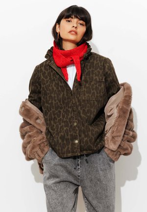 LÉOPARD - Veste légère - imprimé kaki