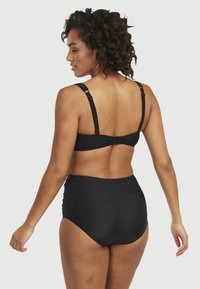 Cellbes of Sweden BRIGHTON  - Bikiniyläosa - black