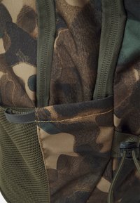 The North Face JESTER UNISEX - Rucksack - utility brown/taupe green