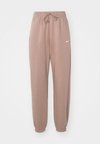 PANT - Pantalon de survêtement - mink brown/sail