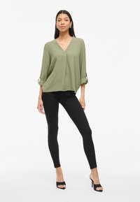 VILA VIJOSA 3/4  - Bluse - oil green